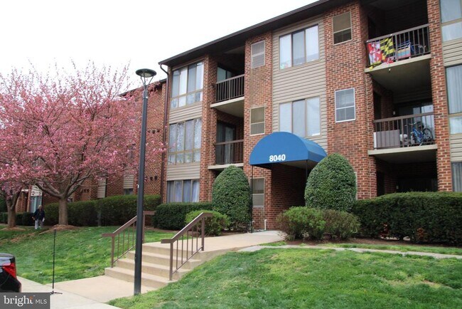 Building Photo - 8040 Needwood Rd