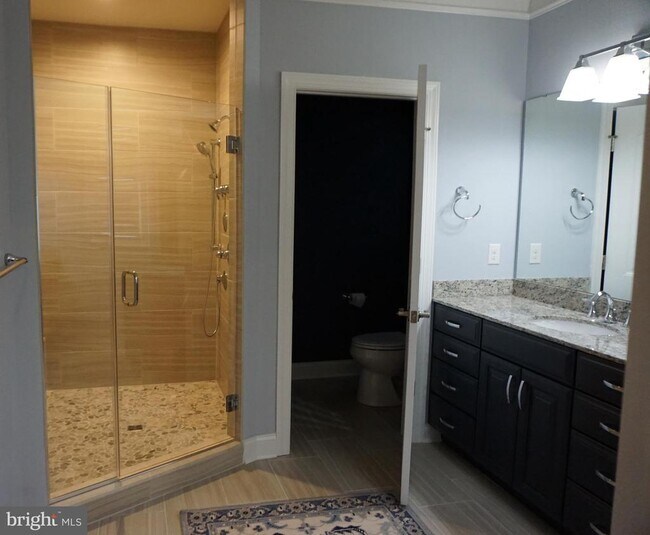 Building Photo - 31611 Exeter Way