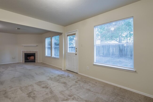 Building Photo - 11711 Sunny Stream Dr