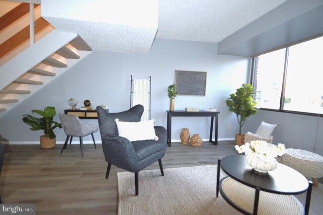 Building Photo - 1245 13th St NW