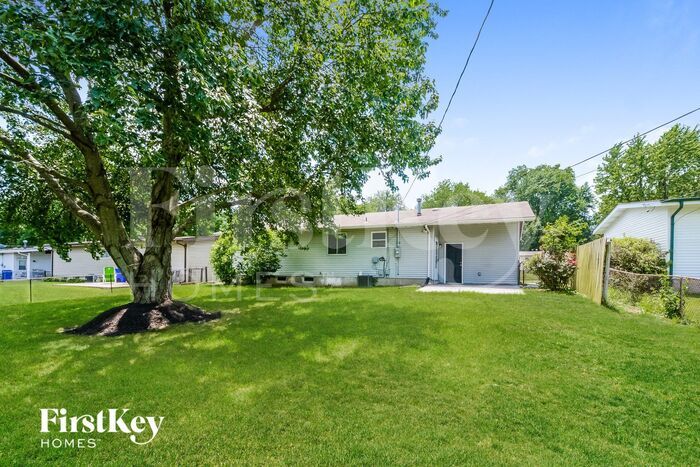 Building Photo - 2525 Dove Dr
