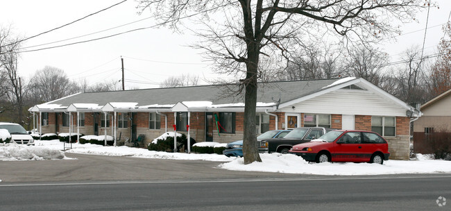 Primary Photo - South Meridian Court