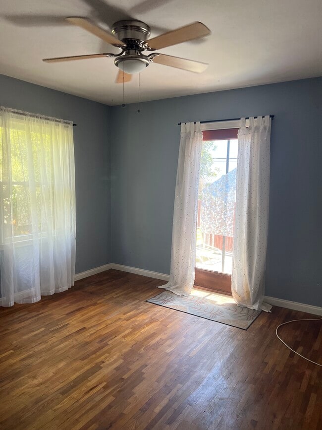 Building Photo - 421 N Horne St