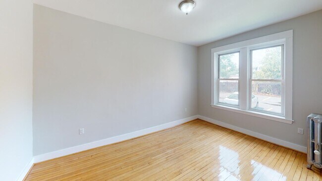 Building Photo - 4 Farrington Ave