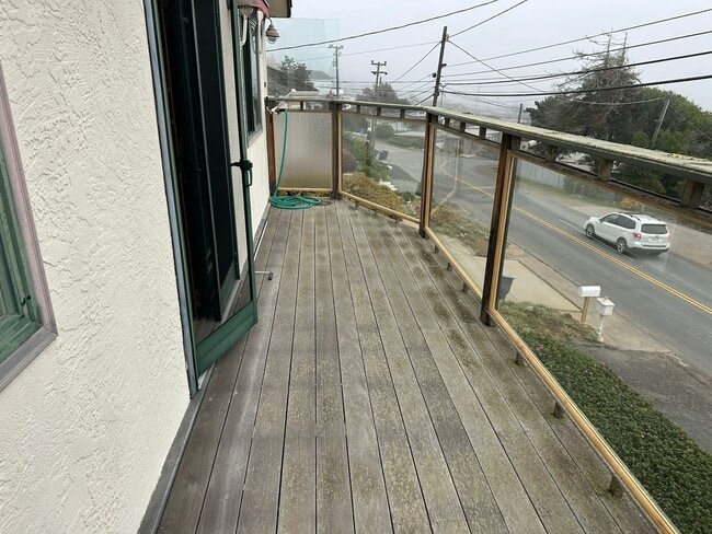 Building Photo - Upscale Morro Bay home with great views