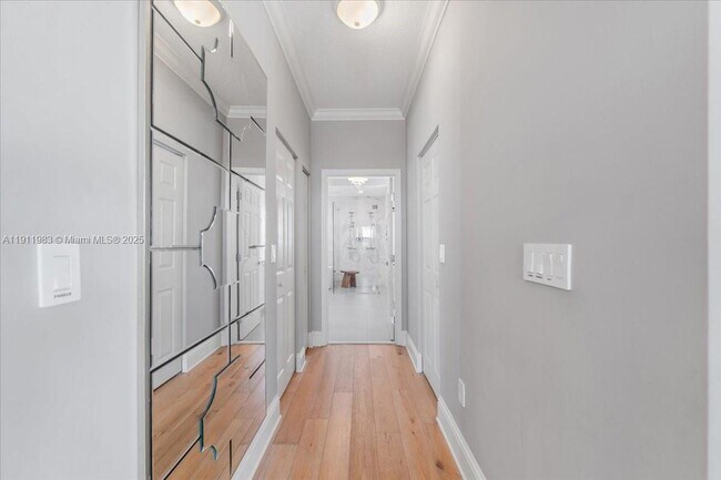 Building Photo - 5235 SW 171st Ave