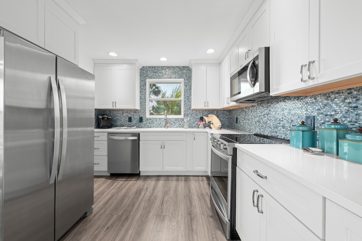 Building Photo - 6093 Henderson Rd