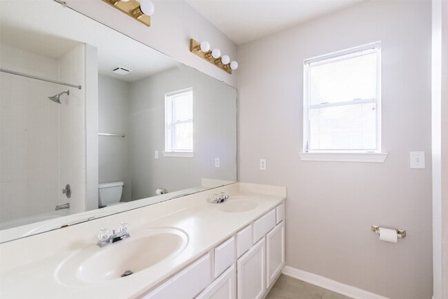 Building Photo - 7603 Quintero Dr