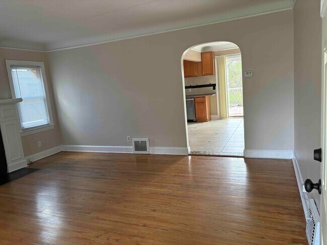 Building Photo - 23404 Plum Hollow St