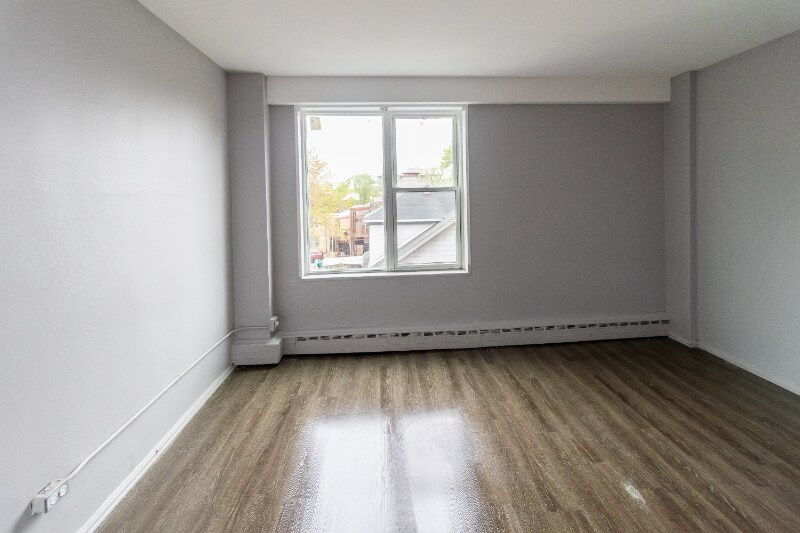 Building Photo - 3075 E Cheltenham Pl