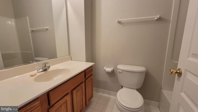 Building Photo - 2057 Druid Park Dr