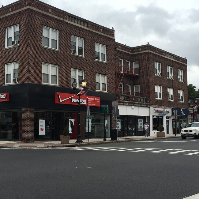 394 Centre St 394 Centre St Nutley NJ 07110 Apartment Finder