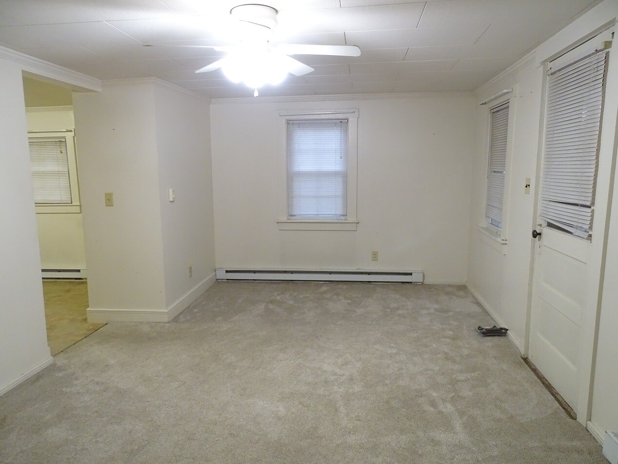 Building Photo - 206 Old Mill Rd