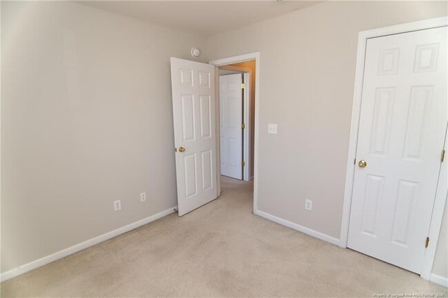 Building Photo - 5132 TwelvePole Dr