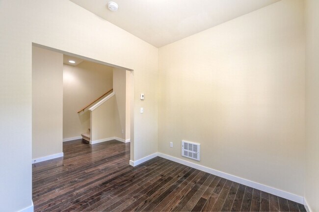 Building Photo - 3Bd Bothell Home!