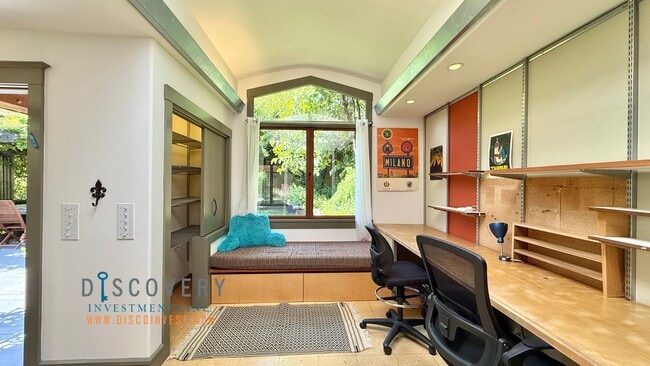 Building Photo - Charming Custom Retreat in Prime Berkeley ...