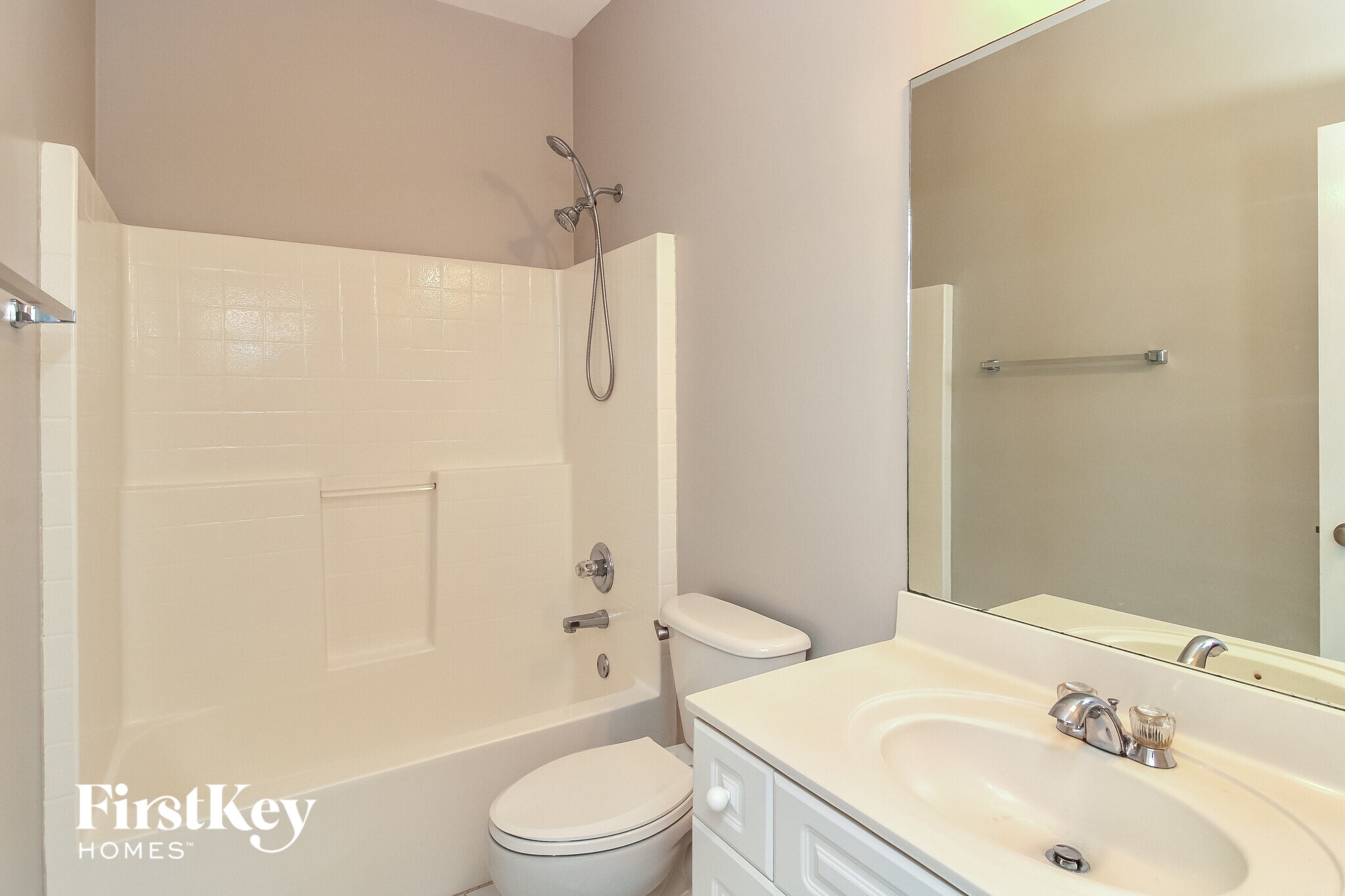 Building Photo - 640 Old Cahaba Dr