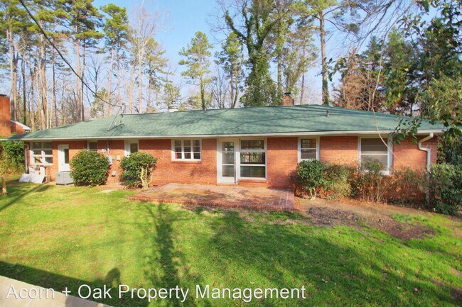 Building Photo - 3 br, 2 bath House - 107 W. Woodridge Dr.