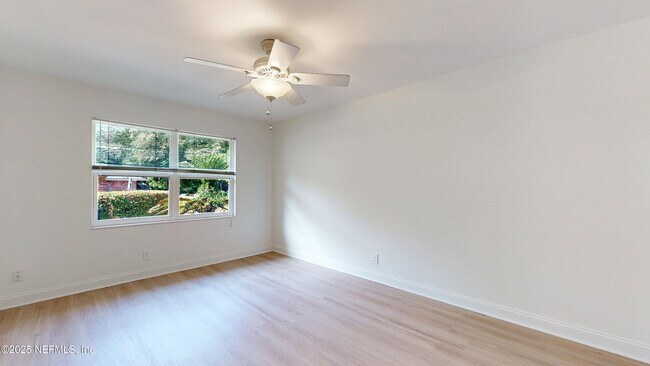 Building Photo - 3812 Buckskin Trail E
