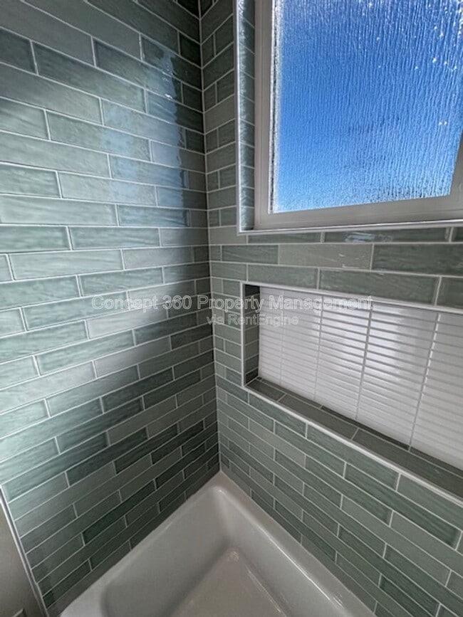 Building Photo - 6170 Briercrest Ave