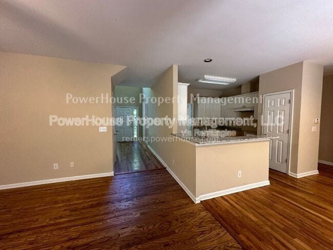 Building Photo - 5075 Byers Rd