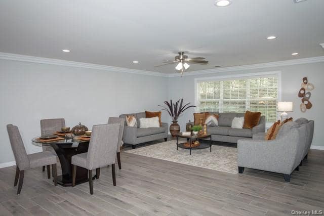 Building Photo - 83 Village Green Dr