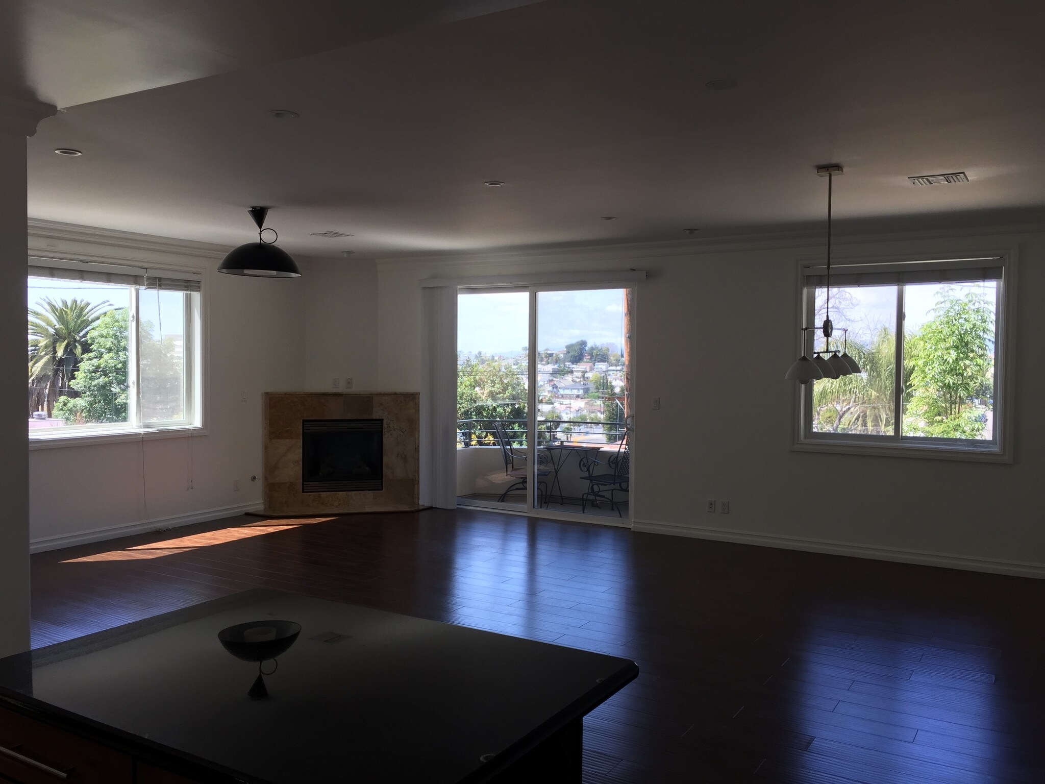 Building Photo - 1530 Parmer Ave
