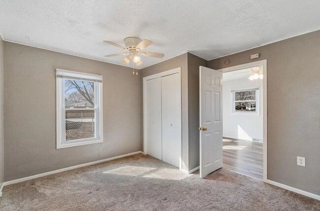Building Photo - 1 Bed 1 Bath House for Rent!