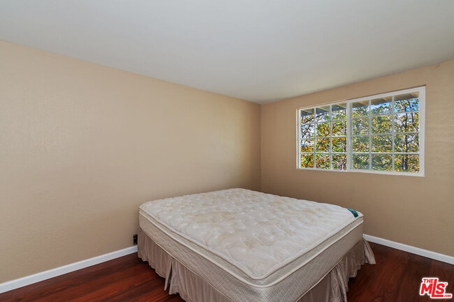 Building Photo - 28665 Zion Dr