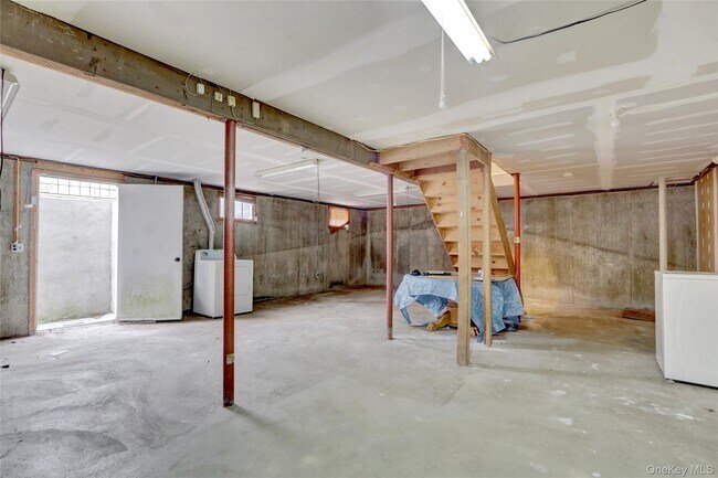 Building Photo - 176 Jackson Ave