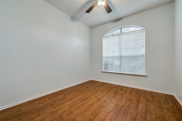 Building Photo - 1617 Redwood Dr