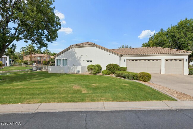 Building Photo - 1465 W Island Cir