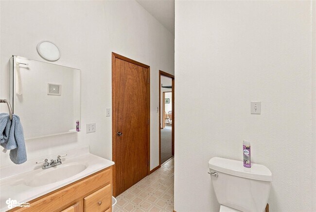 Building Photo - 6830 E Toller Ct