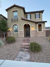 Building Photo - 1002 E Dorrell Ln