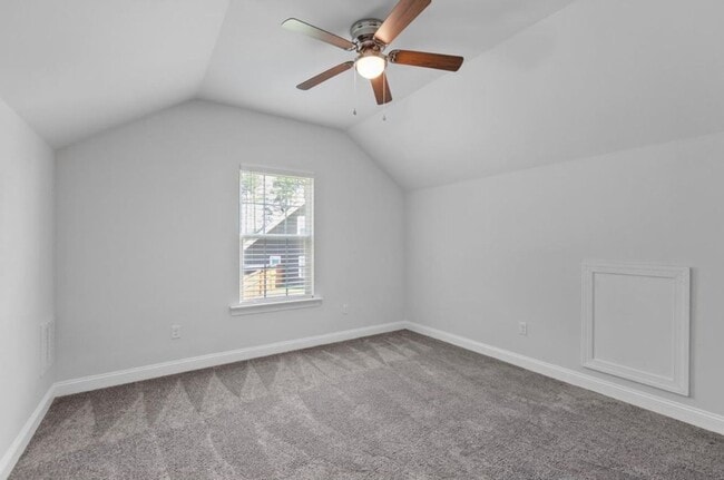 Building Photo - Beautiful Crooked Creek Home Monticello For Rent