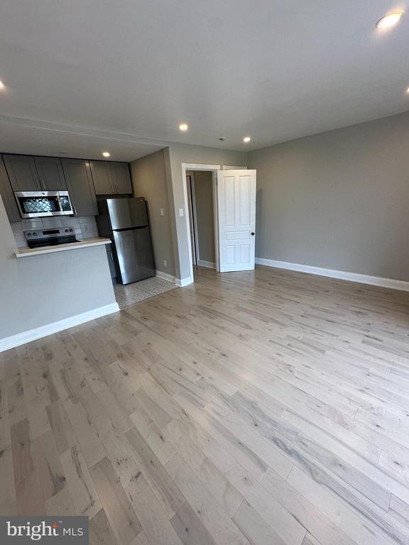 Building Photo - 4710 Warrington Ave