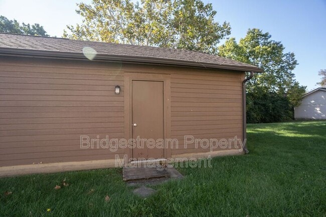 Building Photo - 1076 Beryl Trail