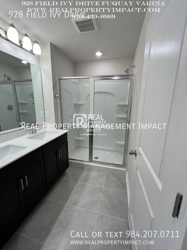 Building Photo - Newly Built 3 Bedroom 2.5 Bath, 2 Story Mo...