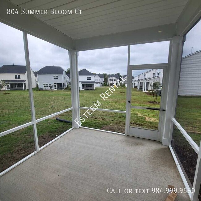 Building Photo - 804 Summer Bloom Ct