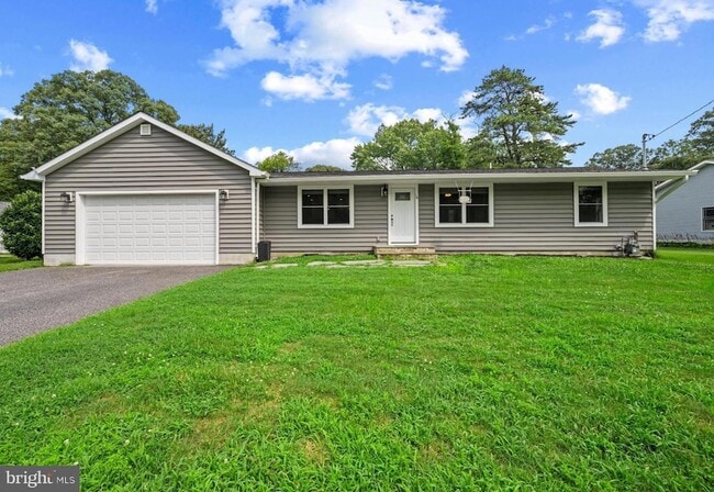 Primary Photo - 14 Woodland Dr