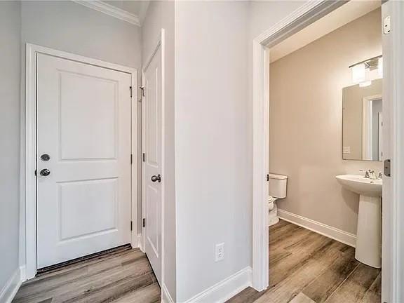 Building Photo - 517 Hardy Dr