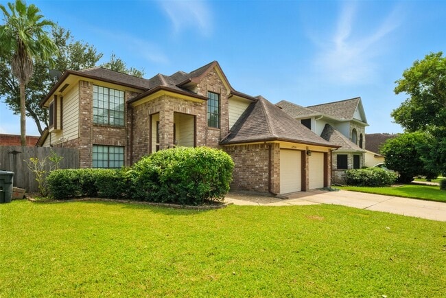Building Photo - 4714 Sunshine Dr