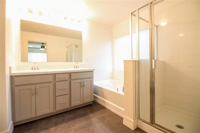 Building Photo - 7109 Cruz Ct