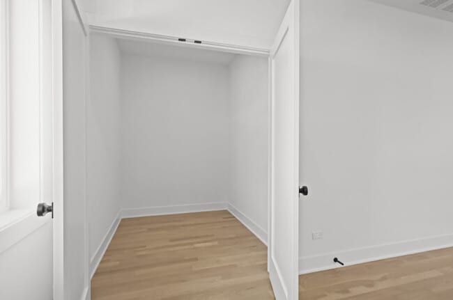 Building Photo - 2201 N 74th Ct