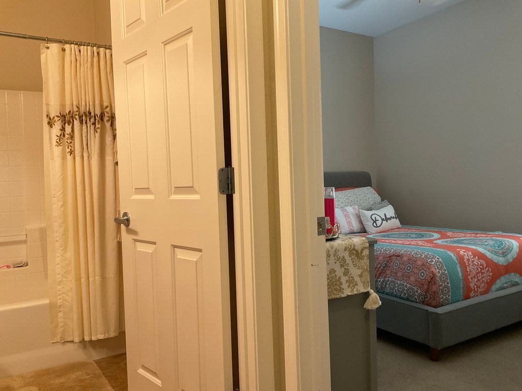 Building Photo - 7937 North Tern