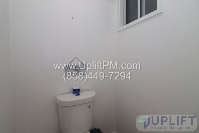 Building Photo - 4010 Imperial Dr