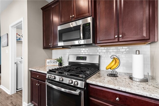 Building Photo - 114 Granite Ridge Cir