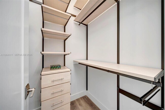 Building Photo - 1454 SW 23rd St