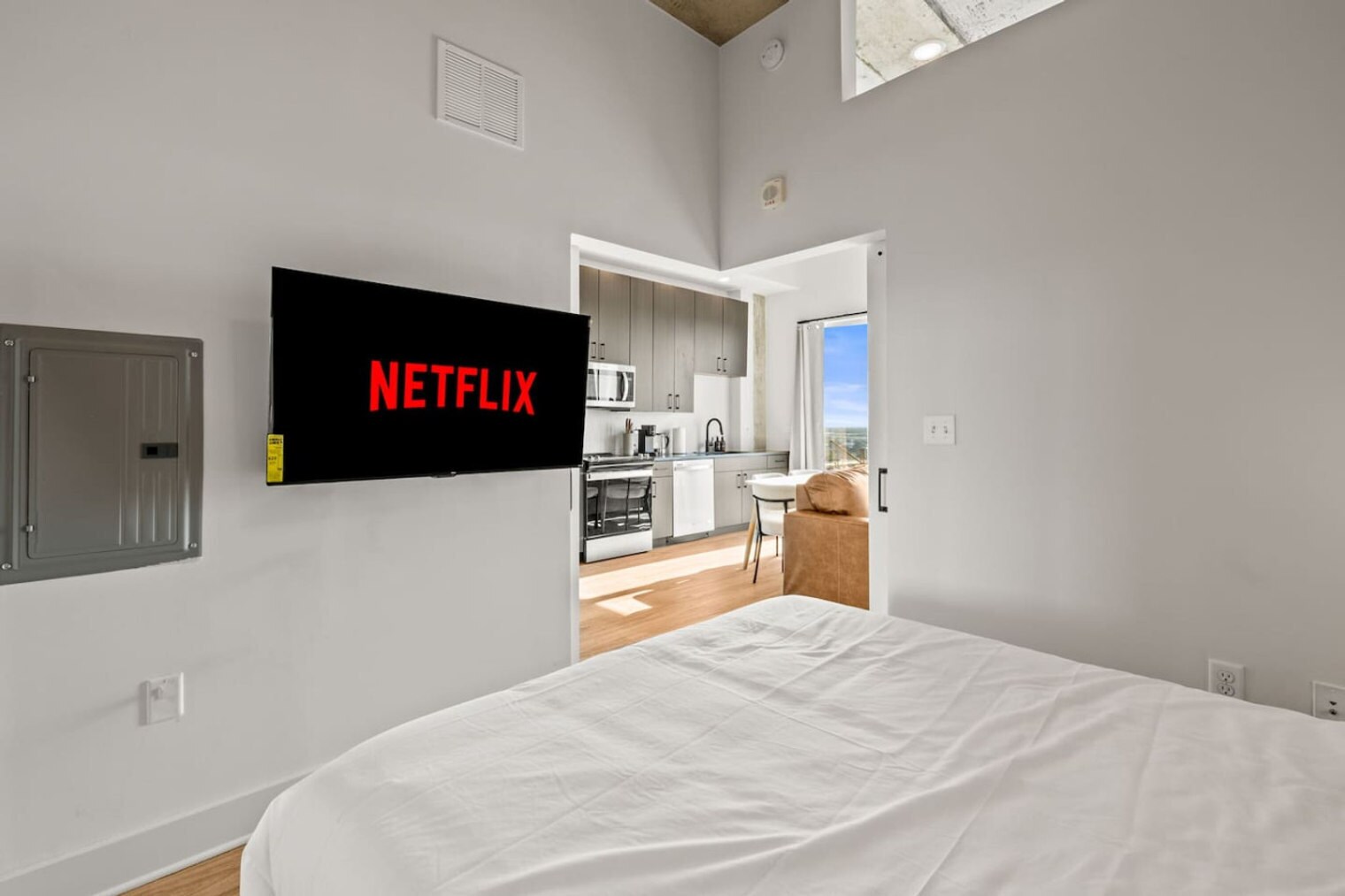 Building Photo - 605 N 12th St