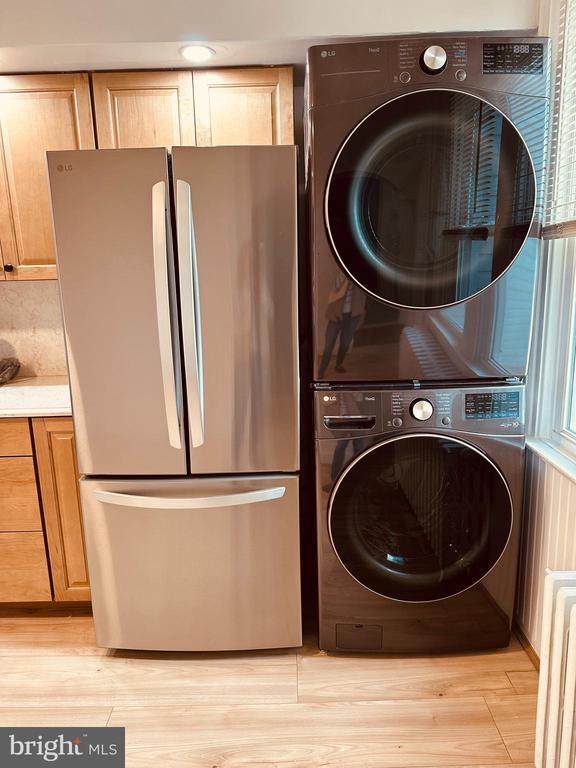 Building Photo - 1010 Girard Ave